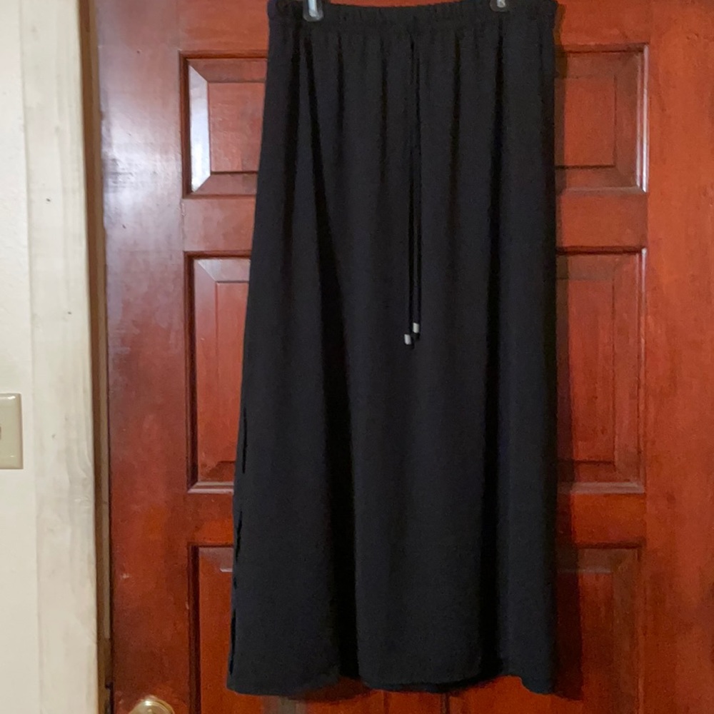 Fourteenth Place Skirt